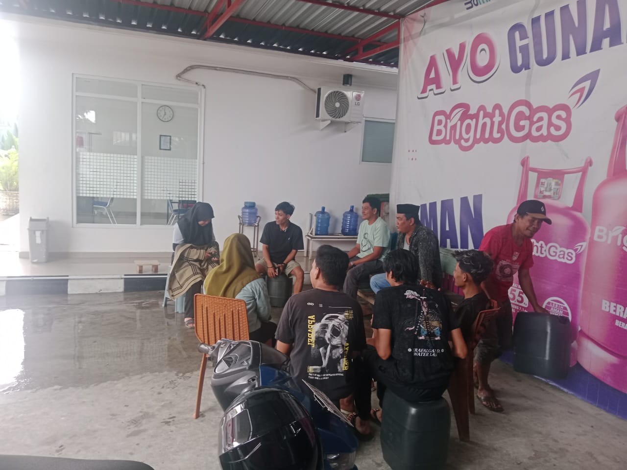 Warga Ternate Utara Keluhkan Pertashop Kasturian Tutup Sebulan Lebih