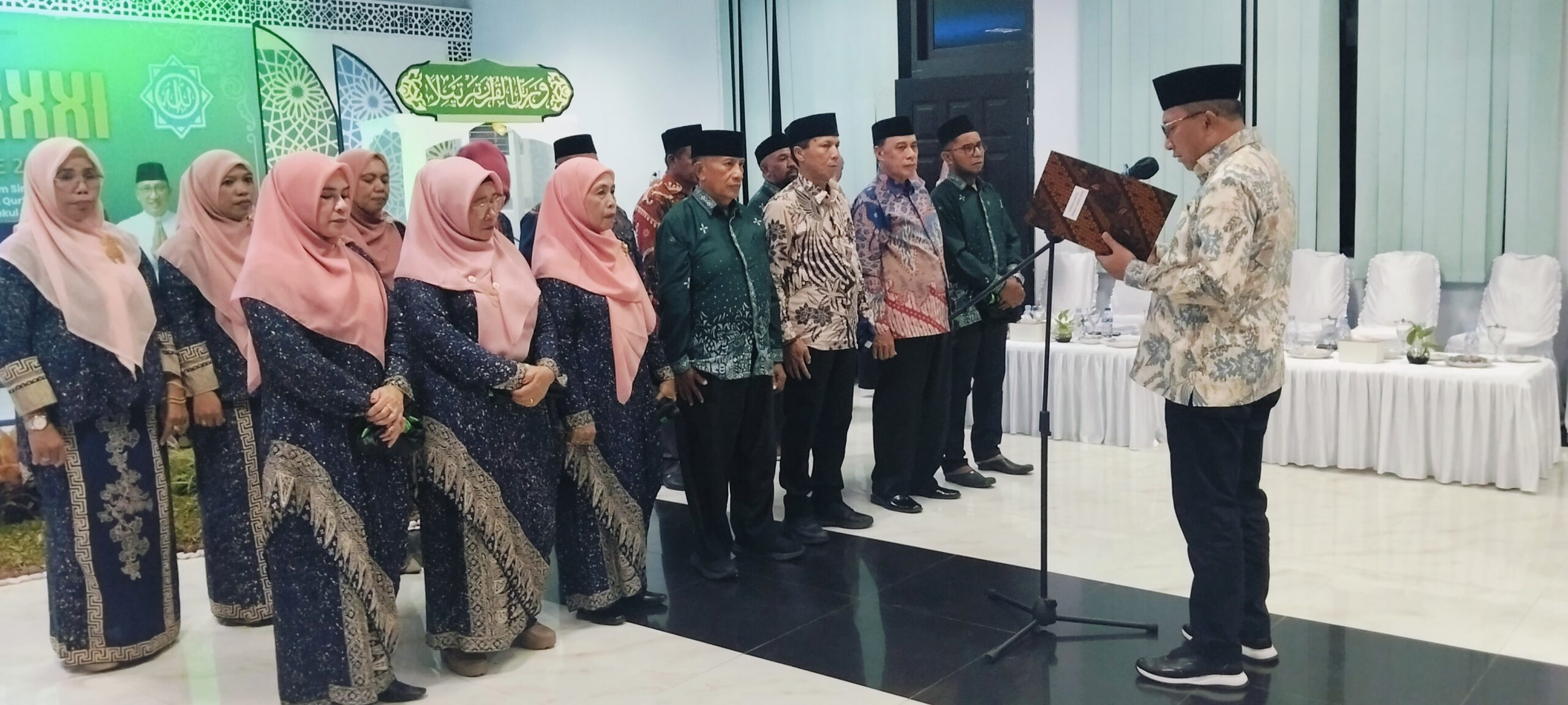 Lantik Dewan Hakim MTQ XXXI, Wali Kota Ternate Tekankan Penilaian Profesional dan Objektif