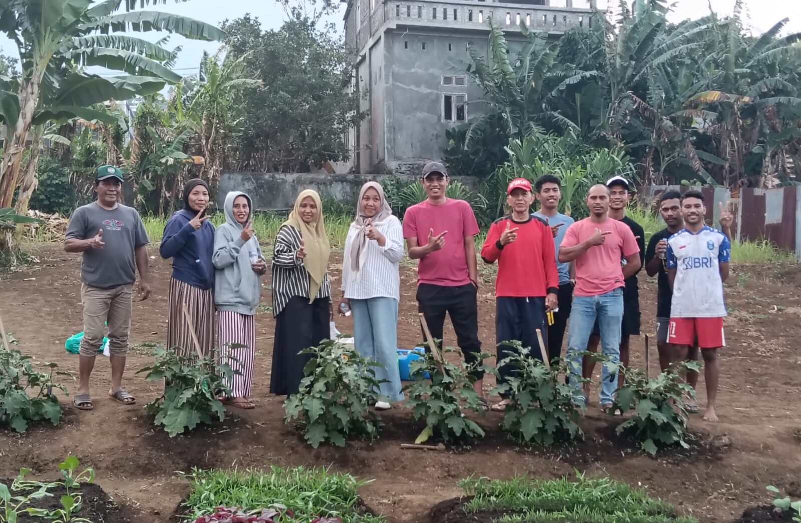 Nurjaya Hi Ibrahim Temui Kelompok Tani Jati, Kebutuhan Air Jadi Aspirasi Utama