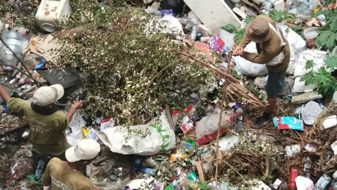 Komisi III DPRD Ternate Dorong Pengerukan Barangka dan Optimalisasi Penanganan Sampah